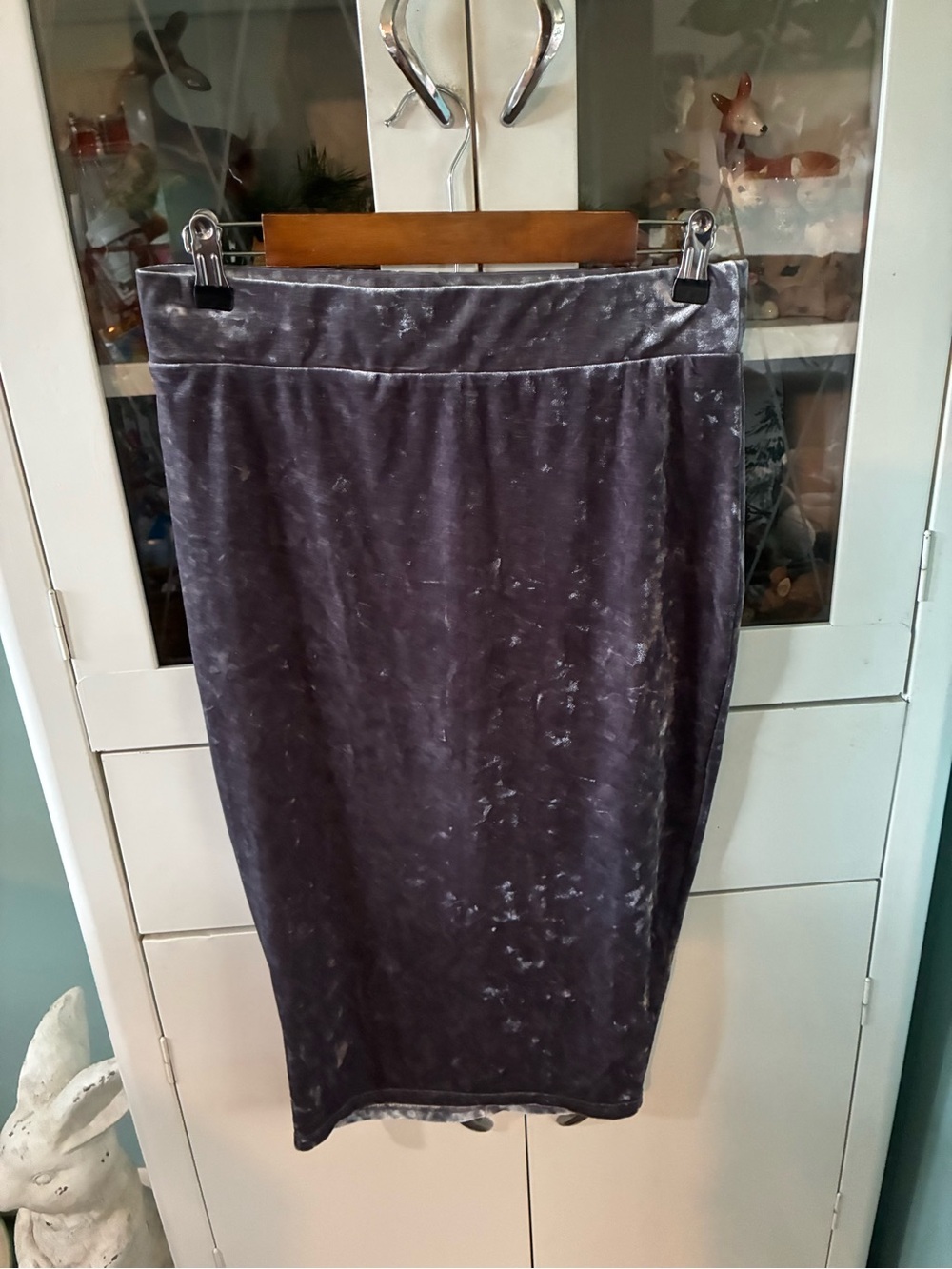 Torrid sz 00 Women's Velvety Pencil Skirt - Gray euc